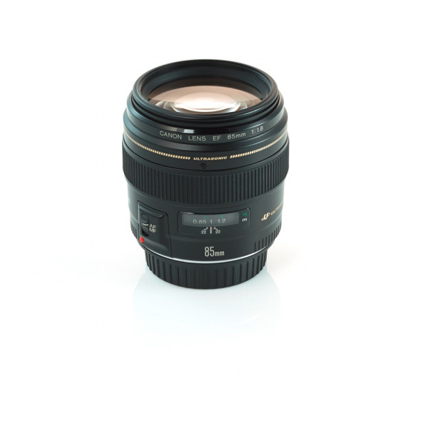 Canon EF 85mm f/1.4L IS USM